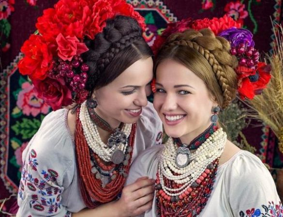 зачіски з косою на український манер